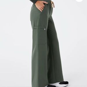 Figs Moss Isabel Scrub Pants